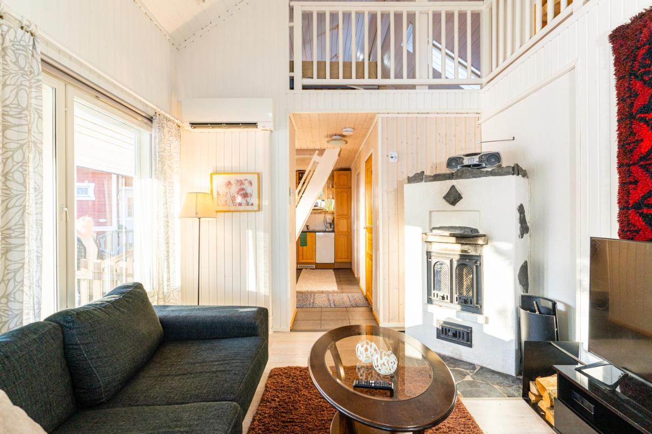 Rantakari Cottage Kotka Extérieur photo